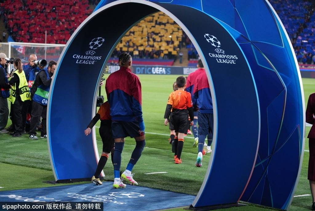 NBA比分
_拉波尔塔高调放话：巴萨三冠王只是开始！硬撼皇马NBA比分
，新梅西已在阵中？