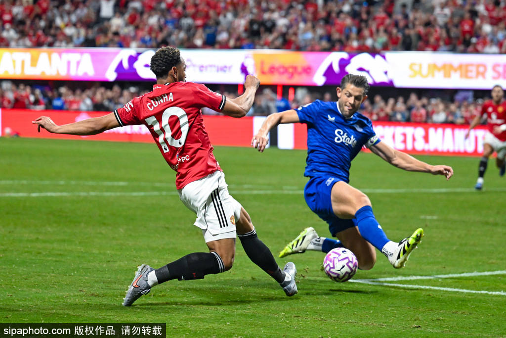 诺丁汉森林vs布伦特福德
_曼联主场失利：卡拉菲奥里头球破门引争议诺丁汉森林vs布伦特福德
，阿森纳1-0领先！