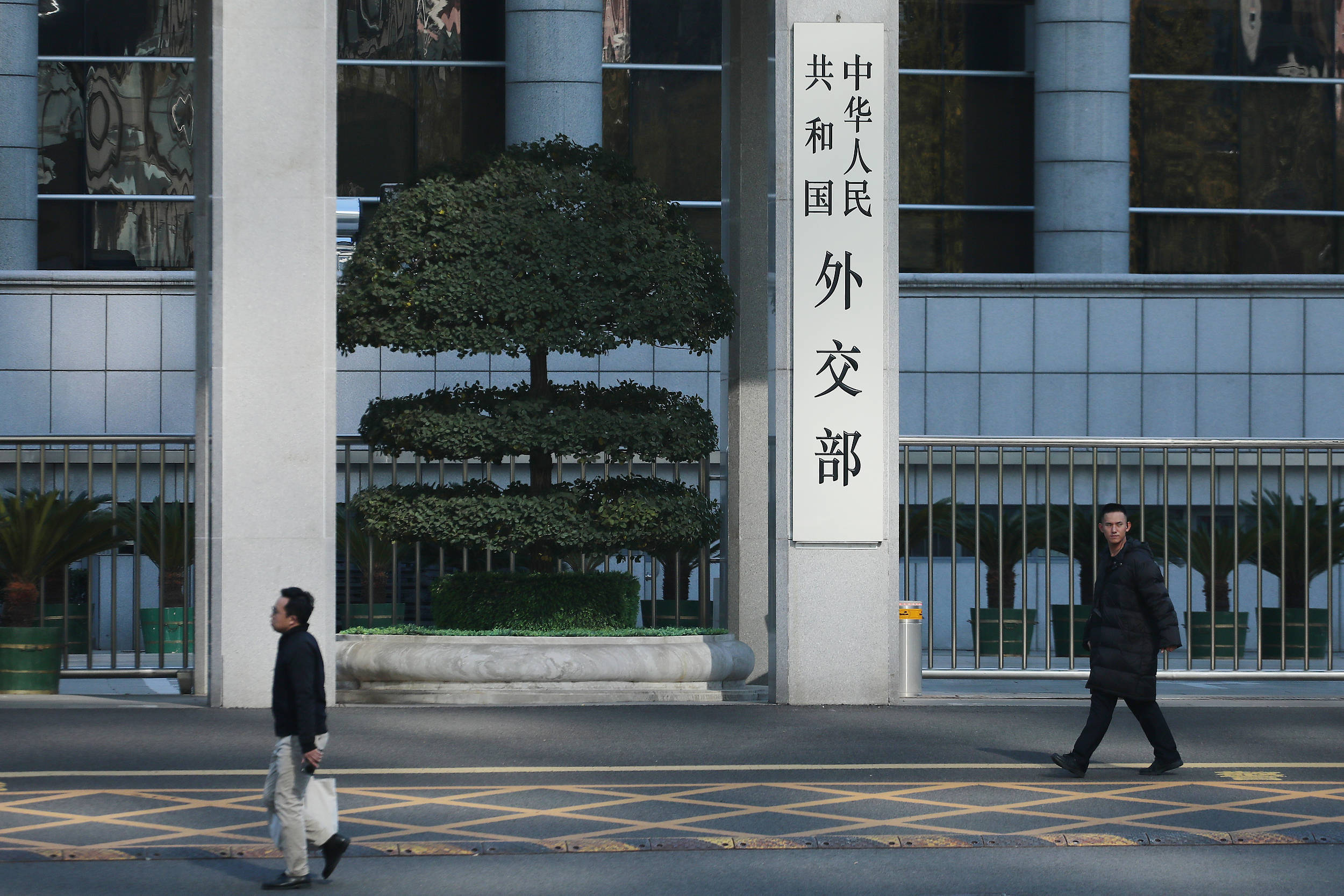 皇冠信用網在线开户
_日本外交部门高官今日访华皇冠信用網在线开户
，将解释首相涉台言论