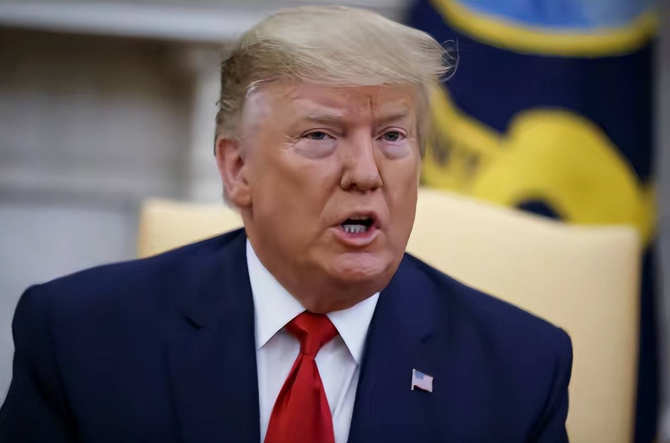 巴黎圣日耳曼_泽连斯基临阵换帅巴黎圣日耳曼，特朗普低估了俄方的强硬，无奈被迫向小弟施压，对外释放信号非同寻常