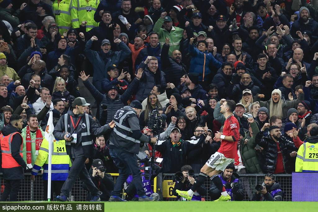 怎么开通皇冠信用网_曼联中场梅努的未来：从边缘到重生