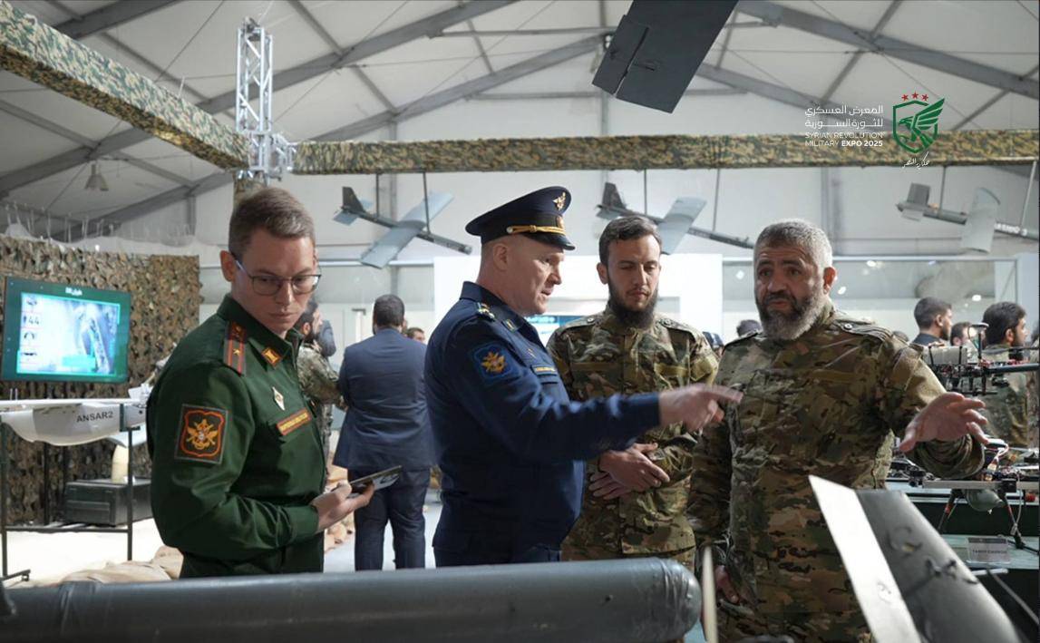 皇冠信用网正网_阿萨德表哥扛起反暴大旗皇冠信用网正网，老虎师长和5.4万名叙利亚人加入起义军