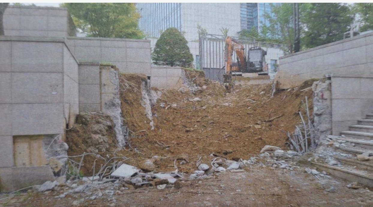 皇冠信用网登123出租
_照片曝光!尹锡悦曾修建“秘密通道”掩盖“上班迟到”皇冠信用网登123出租
,此前他多次被批“上班迟到下班卡点”、一个月曾迟到10次