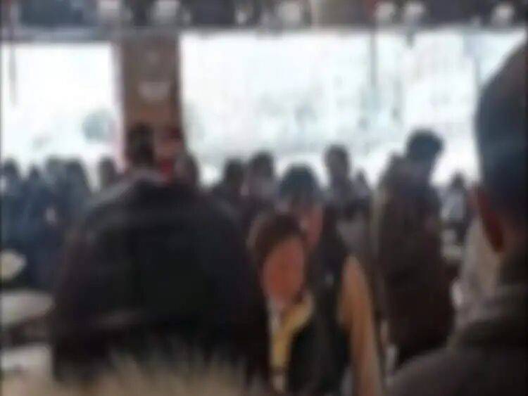 皇冠会员开户
_“简直欺人太甚!”上海有顾客怒了!和好友一起吃个饭皇冠会员开户
,竟被餐厅全程直播…矛盾频发,食客质疑侵犯个人隐私