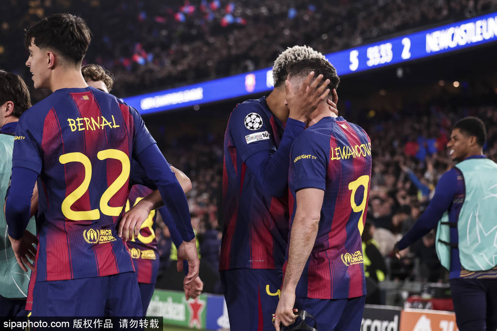 皇冠代理怎么拿_西甲“到手”?——诺坎普4-1宣言皇冠代理怎么拿,巴塞罗那离冠军只差一步
