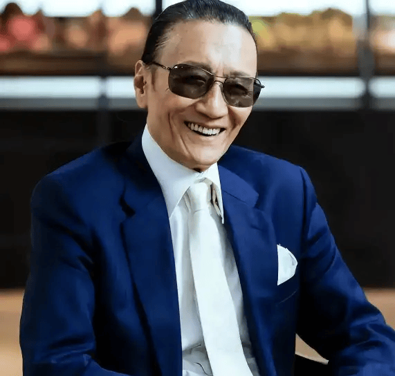 世界杯足球網址_谢霆锋发文证实谢贤去世：大家不用哭也不必太伤心