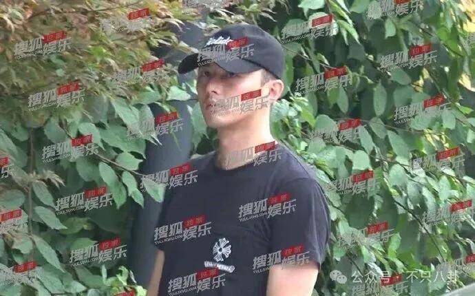 皇冠登3管理出租_她好像真的未婚先孕了皇冠登3管理出租？全网都在猜孩子生父是谁