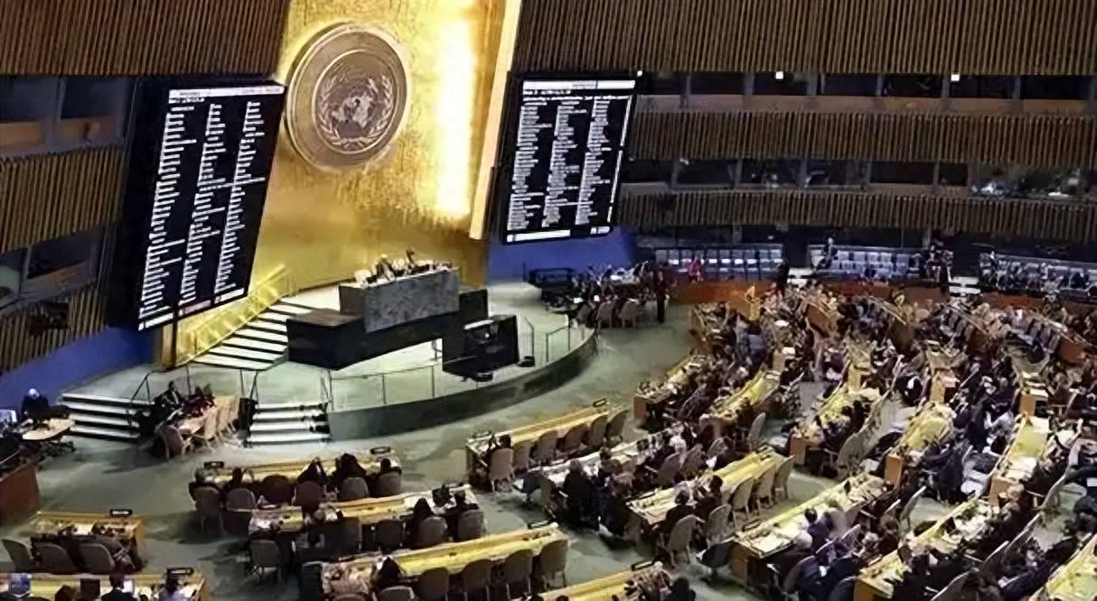 皇冠信用网在线申请_联合国大会交锋!菲律宾炒作南海仲裁皇冠信用网在线申请,中方回应六个字:不接受,不承认