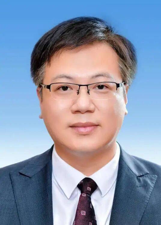 皇冠mos077
_湖北省宜昌市市长陈红辉、孝感市市长林中麟、孝感市委副书记(正厅长级)王云清皇冠mos077
,拟进一步使用
